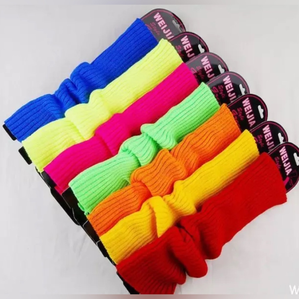 LEG WARMERS Knitted Women's Costume Neon Fluro
Dance Party Knit Sexy 80's Yoga - Picture 6 of 11